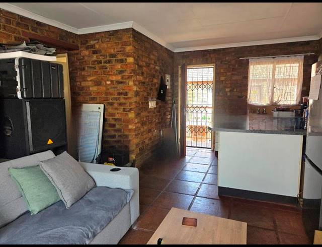 2 BEDROOM APARTMENT FOR SALE IN ELSPARK